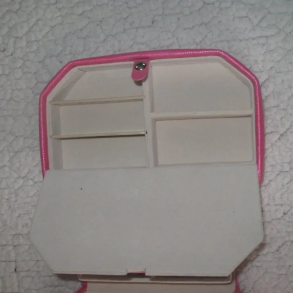 Jeun Bang Pink Multiple Compartment Jewelry Case